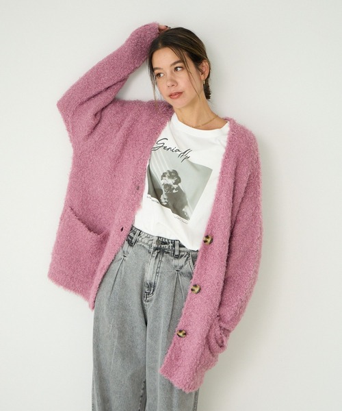 BAYFLOW（ベイフロー）の「[ゆるっとしたサイズ感]フェザーヤーンニットカーディガン（カーディガン/ボレロ・レディース・アイボリー/ピンク/ネイビー・FREE）」の11枚目の写真