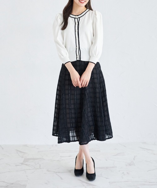 【セール】立体ラメ刺繍レースフレアスカート（スカート）｜tocco closet（トッコ クローゼット）