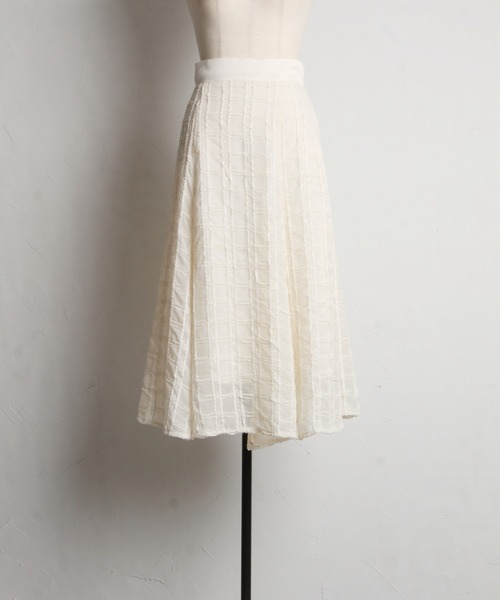 【セール】立体ラメ刺繍レースフレアスカート（スカート）｜tocco closet（トッコ クローゼット）