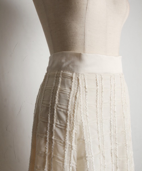 【セール】立体ラメ刺繍レースフレアスカート（スカート）｜tocco closet（トッコ クローゼット）