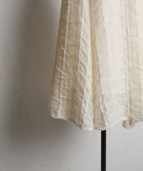 【セール】立体ラメ刺繍レースフレアスカート（スカート）｜tocco closet（トッコ クローゼット）