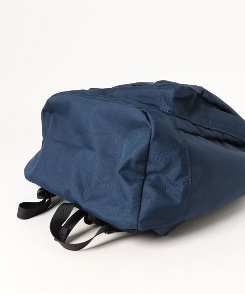 CHUMS(チャムス)の「【CHUMS/チャムス】 リサイクル アウトバック デイパック(バックパック/リュック・レディース・ブラック/ネイビー/ブラウン/その他1/グレイッシュベージュ・FREE)」の21枚目の写真