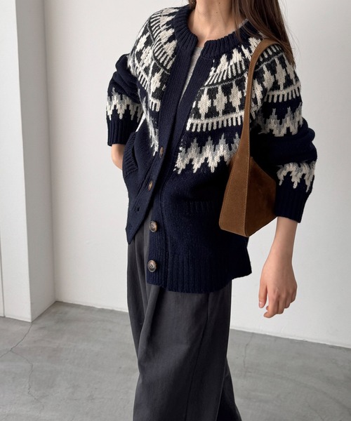 CANAL JEAN（キャナルジーン）の「El mar　ノルディックニットカーディガン（カーディガン/ボレロ・レディース・ネイビー/グレー・ONE SIZE）」の3枚目の写真