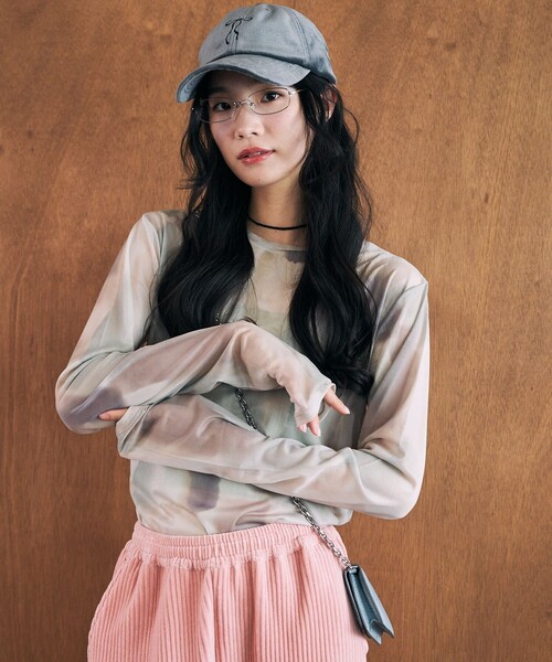 FREAK'S STORE(フリークスストア)の「限定展開 水彩アート ニュアンス柄 メッシュ クルーネック トップス(Tシャツ/カットソー・レディース・チャコールグレー/ナチュラル/ベージュ/ライトグレー・フリ-)」の14枚目の写真