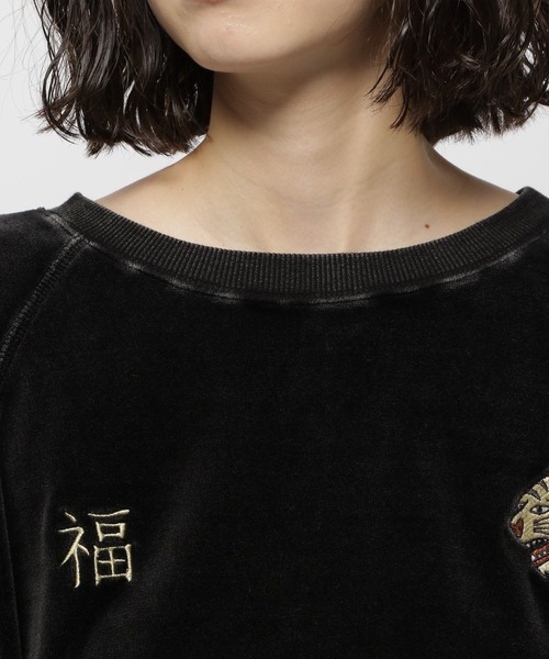 niko and...（ニコアンド）の「刺繍ベロアラインプルオーバー（Tシャツ/カットソー・レディース・ブルー/アイボリー/チャコール・LARGE/MEDIUM）」の15枚目の写真