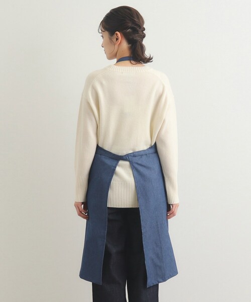 LAURA ASHLEY（ローラアシュレイ）の「デニム エプロン（エプロン・レディース・ネイビー・00）」の8枚目の写真