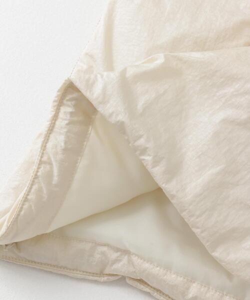 SENSE OF PLACE by URBAN RESEARCH(センスオブプレイスバイアーバンリサーチ)の「サイドジップパフベスト(ダウンベスト・レディース・アイボリー/ブラック・ONE)」の20枚目の写真