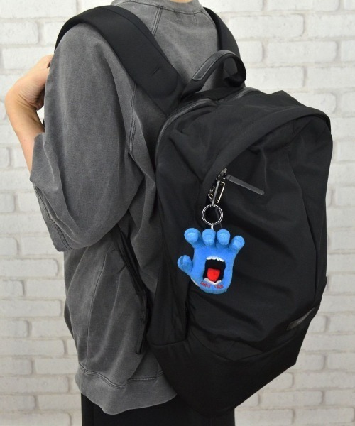 nici（ニキ）の「NICI/ニキ ×SANTACRUZ/サンタクルーズ 限定コラボ ぬいぐるみ キーホルダー スクリーミングハンド10CM 16881/20093/20123（キーホルダー・メンズ・ブルー/パープル・FREE）」の5枚目の写真