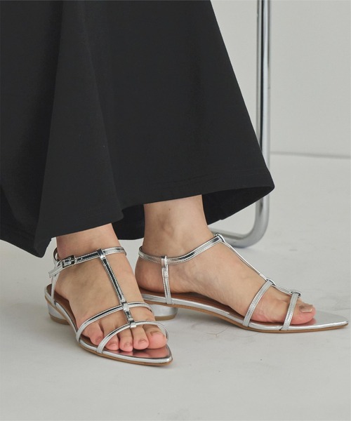 titivate(ティティベイト)の「ポインテッドトゥストラップサンダル(サンダル・レディース・シルバー系その他/ブラック/ブラウン系その他・S/LL/L/M)」の17枚目の写真