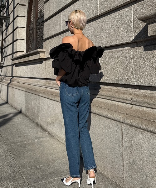 JENNE(ジェンヌ)の「マルチウェイオフショルブラウス(その他トップス・レディース・ブラック/ホワイト・LARGE/MEDIUM/SMALL)」の6枚目の写真