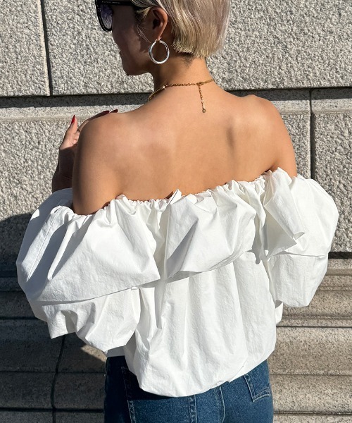 JENNE(ジェンヌ)の「マルチウェイオフショルブラウス(その他トップス・レディース・ブラック/ホワイト・LARGE/MEDIUM/SMALL)」の16枚目の写真