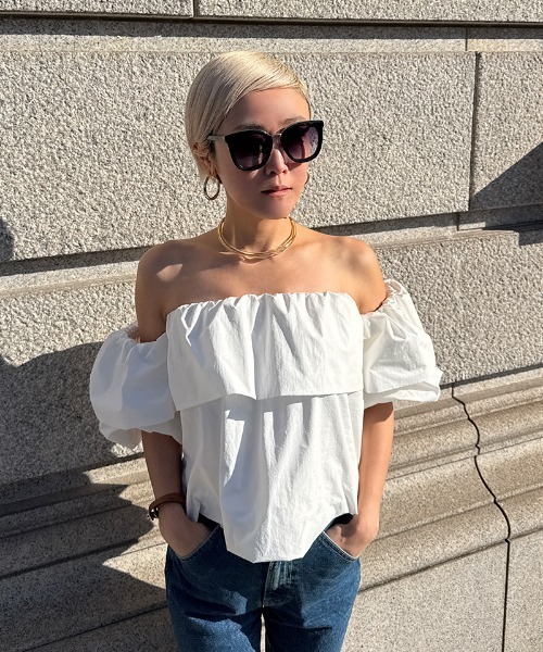 JENNE(ジェンヌ)の「マルチウェイオフショルブラウス(その他トップス・レディース・ブラック/ホワイト・LARGE/MEDIUM/SMALL)」の19枚目の写真