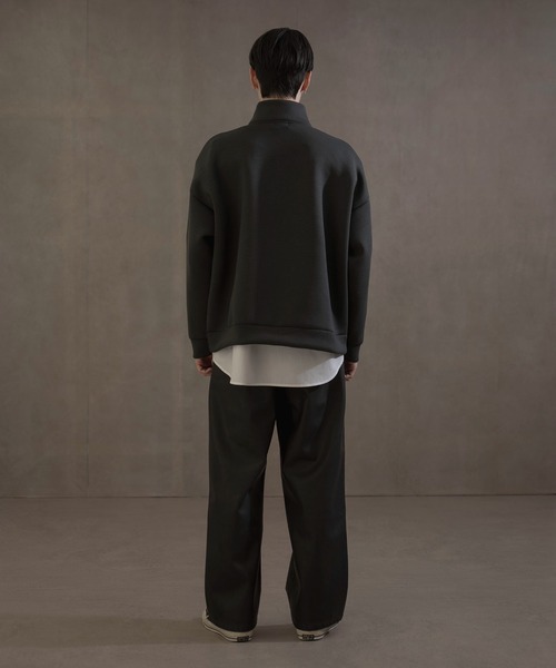 LUCY(ルーシー)の「LUCY/KEEPWARM BIGハーフZIPプルオーバー(スウェット・メンズ・チャコール/ライトグレー・FREE)」の20枚目の写真