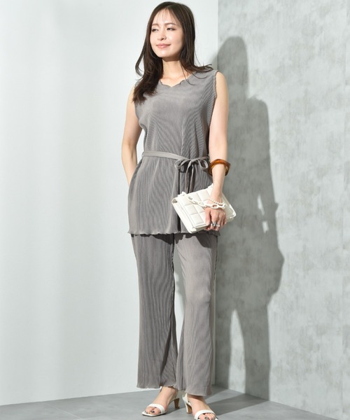 actuel(アクチュエル)の「【actuel】カットスムースプリーツSET UP(セットアップ・レディース・ブラック/モカ/ブルー・FREE)」の22枚目の写真