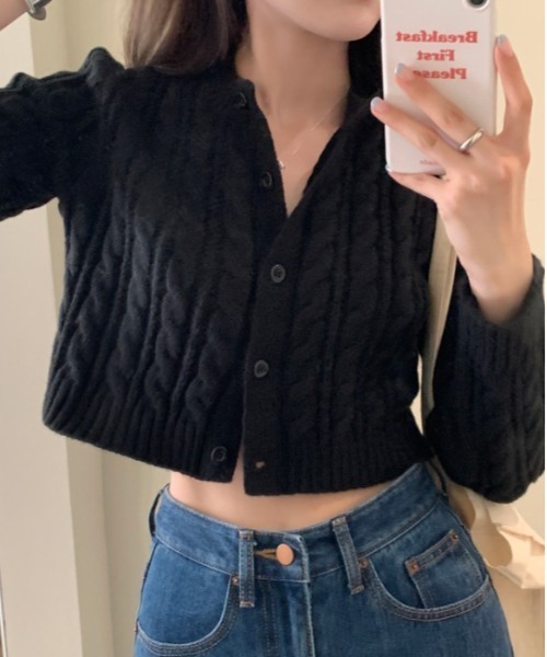 Per sist ence(パーシエンス)の「ケーブルニットショート丈カーディガン(カーディガン/ボレロ・レディース・ホワイト/グリーン/ピンク/ベージュ/ネイビー/ブラック・FREE)」の1枚目の写真