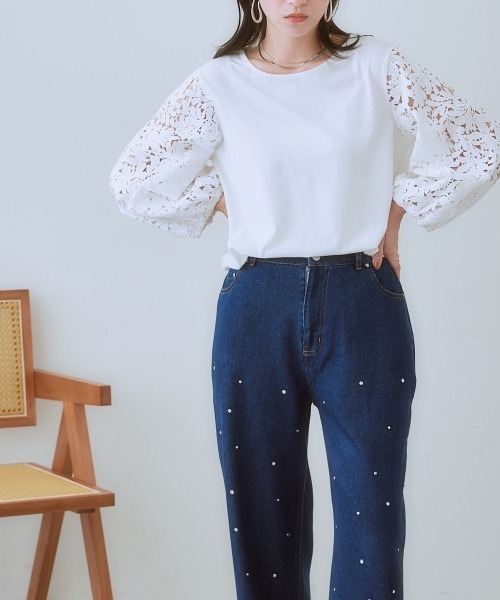 SMILE LAND(スマイルランド)の「<大きいサイズ> 袖レースデザインカットソープルオーバー(Tシャツ/カットソー・レディース・ブラック/モカ/オフホワイト・3L/4L/5L/L/LL)」の10枚目の写真