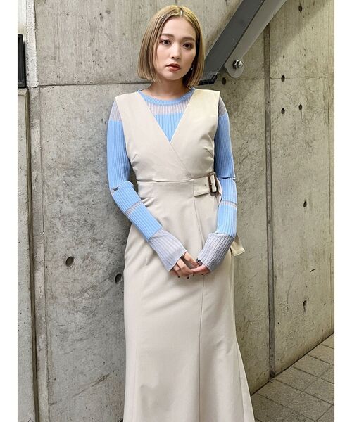 MURUA(ムルーア)の「カシュクールマーメイドジャンパースカート(ジャンパースカート・レディース・ブラック/ブルー/アイボリー・1/2)」の13枚目の写真