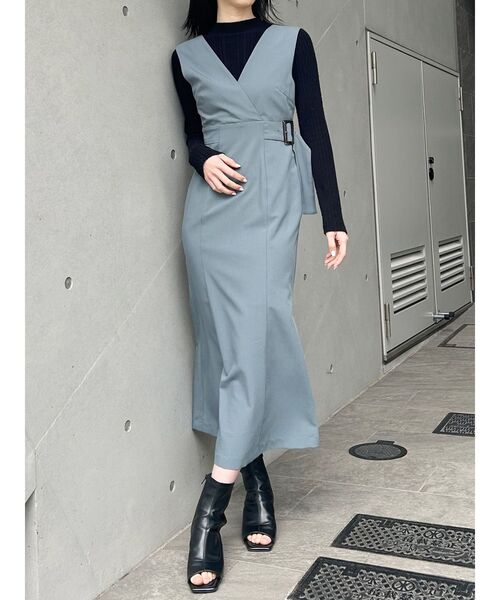 MURUA(ムルーア)の「カシュクールマーメイドジャンパースカート(ジャンパースカート・レディース・ブラック/ブルー/アイボリー・1/2)」の17枚目の写真