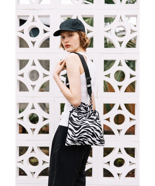 WCJ 　撥水　アニマル柄ショルダーバッグ 撥水】アニマル柄ショルダーバッグ（ショルダーバッグ）｜WCJ（ダブル