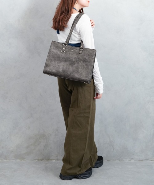 GYDA（ジェイダ）の「【GYDA/ジェイダ】 ≪新色追加≫ BASIC SERIES　トートバッグ（トートバッグ・レディース・ブラック/アイボリー/グレー・FREE）」の14枚目の写真