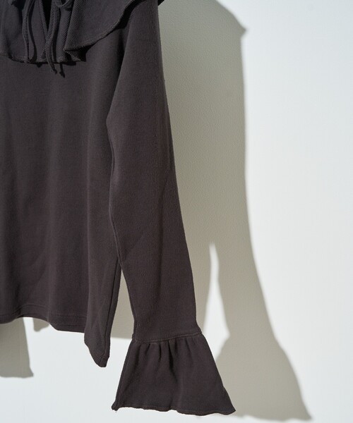 FREAK'S STORE（フリークスストア）の「アーミーフライス フリルロンT（Tシャツ/カットソー・レディース・チャコールグレー/グレー/オフホワイト・ﾌﾘ-）」の7枚目の写真