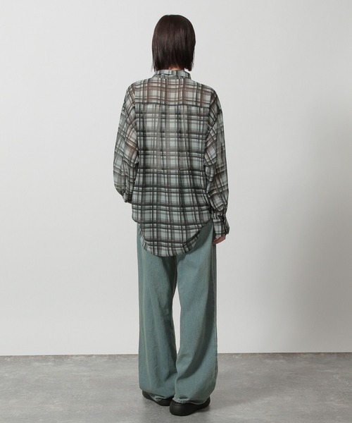 LAKOLE（ラコレ）の「シアーチェックシャツ / 321614（シャツ/ブラウス・レディース・チャコールグレー/ブルー/ベージュ・FREE）」の12枚目の写真