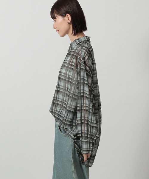 LAKOLE（ラコレ）の「シアーチェックシャツ / 321614（シャツ/ブラウス・レディース・チャコールグレー/ブルー/ベージュ・FREE）」の14枚目の写真