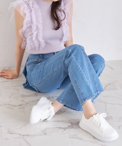 tocco closet(トッコ クローゼット)の「パール付きレースアップスニーカー(スニーカー・レディース・オフホワイト/ブラック・M/L/S)」の22枚目の写真