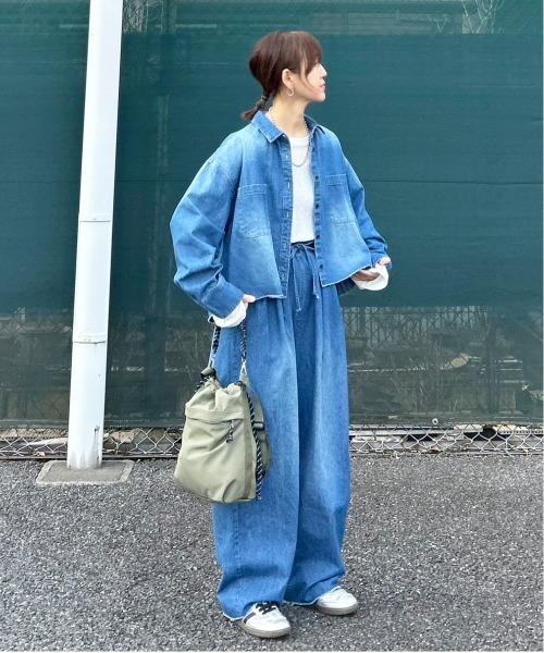 notch.(ノッチ)の「【 notch. by KR 】タックボリュームデニムパンツ(デニムパンツ・レディース・ブルー/ネイビー/ダークネイビー・M/TM)」の1枚目の写真