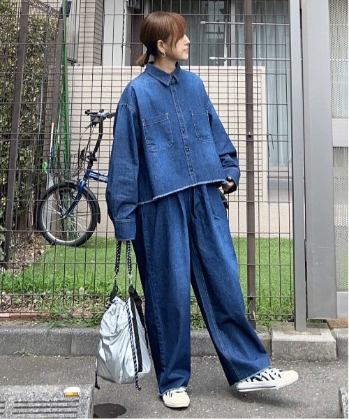 notch.(ノッチ)の「【 notch. by KR 】タックボリュームデニムパンツ(デニムパンツ・レディース・ブルー/ネイビー/ダークネイビー・M/TM)」の13枚目の写真