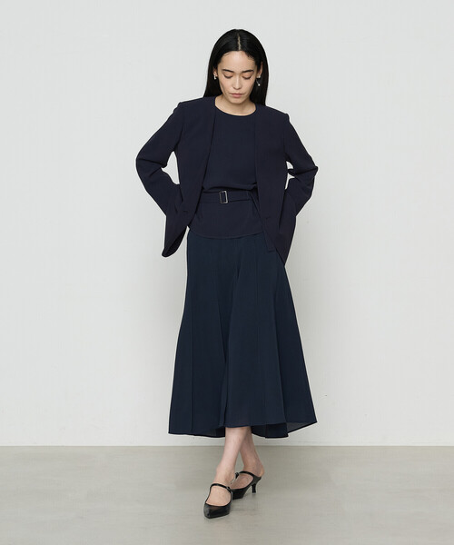 COMME CA（コムサ）の「【セットアップ対応】アチェローザダブルクロス ノーカラージャケット（スーツジャケット・レディース・ネイビー/グリーン系その他・9号/11号）」の11枚目の写真