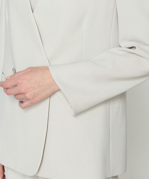 COMME CA（コムサ）の「【セットアップ対応】アチェローザダブルクロス ノーカラージャケット（スーツジャケット・レディース・ネイビー/グリーン系その他・9号/11号）」の6枚目の写真