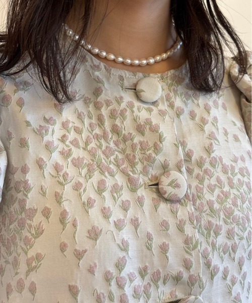 HONEY MI HONEY（ハニーミーハニー）の「taffeta jacquard blouse jacket（ノーカラージャケット・レディース・オフホワイト/ピンク/ブラック・FREE）」の9枚目の写真