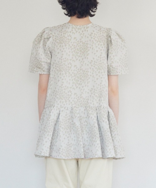 HONEY MI HONEY（ハニーミーハニー）の「taffeta jacquard blouse jacket（ノーカラージャケット・レディース・オフホワイト/ピンク/ブラック・FREE）」の14枚目の写真