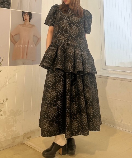 HONEY MI HONEY（ハニーミーハニー）の「taffeta jacquard blouse jacket（ノーカラージャケット・レディース・オフホワイト/ピンク/ブラック・FREE）」の7枚目の写真
