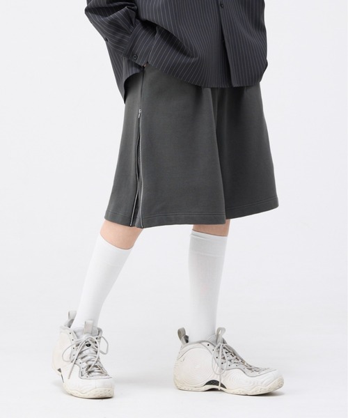 soerte（ソエルテ）の「Side zip sweat half pants / サイドジップスウェットハーフパンツ（その他パンツ・メンズ・ブラウン/グレー/ブラック・1/3/2）」の18枚目の写真