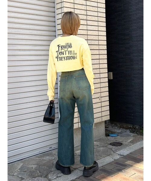 EVRIS(エヴリス)の「クロップドグラフィックロンT(Tシャツ/カットソー・レディース・ホワイト/ブラック/イエロー・FREE)」の15枚目の写真
