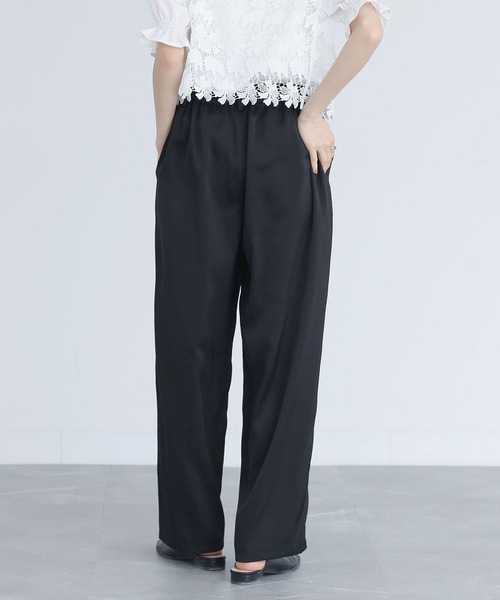 somari imagination(ソマリ イマジネーション)の「『フェイクパールベルト付きサテンカーブパンツ』(その他パンツ・レディース・ラベンダー/ブラック・2/1)」の5枚目の写真