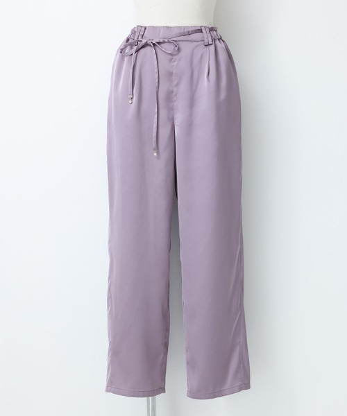 somari imagination(ソマリ イマジネーション)の「『フェイクパールベルト付きサテンカーブパンツ』(その他パンツ・レディース・ラベンダー/ブラック・2/1)」の18枚目の写真
