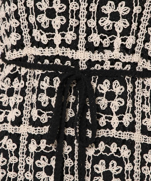 mysty woman（ミスティウーマン）の「［追加1］クロシェロングノースリーブワンピース  491357（ワンピース・レディース・ブラック/その他/アイボリー・FREE）」の6枚目の写真