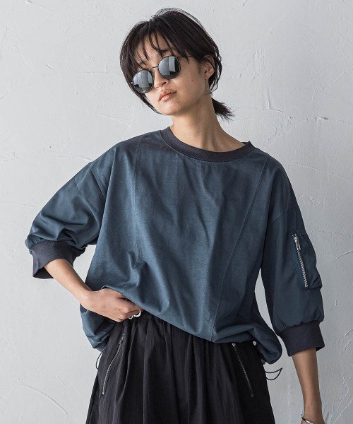 MAYSON GREY（メイソングレイ）の「【WEB限定】ワークポケット付きドッキングプルオーバー≪洗濯機で洗える≫（Tシャツ/カットソー・レディース・ブラック/カーキ/オフホワイト/チャコールグレー・M）」の5枚目の写真