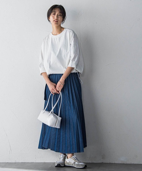 MAYSON GREY（メイソングレイ）の「【WEB限定】ワークポケット付きドッキングプルオーバー≪洗濯機で洗える≫（Tシャツ/カットソー・レディース・ブラック/カーキ/オフホワイト/チャコールグレー・M）」の22枚目の写真