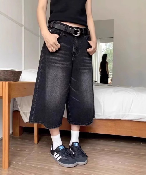 almo(アルモ)の「【LAMPOON】ブラックデニムハーフパンツ(デニムパンツ・レディース・ブラック・SMALL/MEDIUM/LARGE)」の5枚目の写真