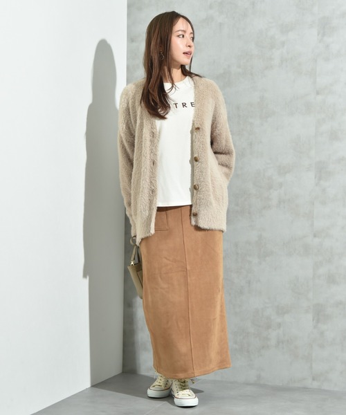 INTERPLANET（インタープラネット）の「フェザーヤーンＶネックカーディガン（カーディガン/ボレロ・レディース・オレンジ/グレイッシュベージュ/チャコールグレー/グリーン・FREE）」の20枚目の写真