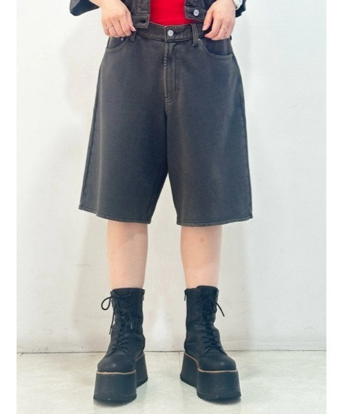 GAP(ギャップ)の「11インチ ミッドライズ フレンチテリーデニム ロングラインショートパンツ(デニムパンツ・レディース・ホワイト系その他/ブラック・M/S/XS/XXS/L)」の21枚目の写真