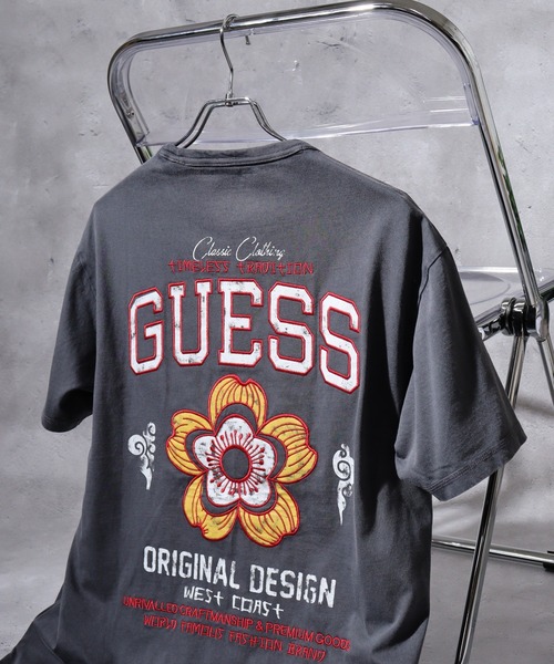 Guess（ゲス）の「GUESS SS CN TREATED FLOWER TEE Tシャツ（Tシャツ/カットソー・メンズ・チャコールグレー・S/M/L/XL）」の17枚目の写真