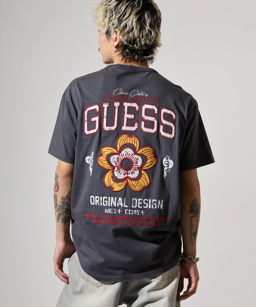 Guess（ゲス）の「GUESS SS CN TREATED FLOWER TEE Tシャツ（Tシャツ/カットソー・メンズ・チャコールグレー・S/M/L/XL）」の9枚目の写真
