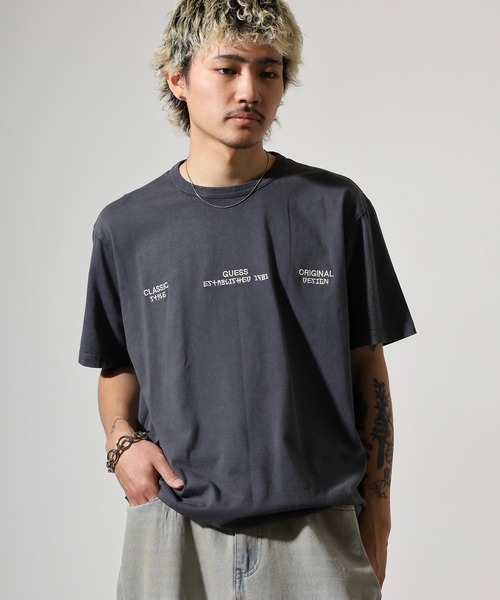 Guess（ゲス）の「GUESS SS CN TREATED FLOWER TEE Tシャツ（Tシャツ/カットソー・メンズ・チャコールグレー・S/M/L/XL）」の7枚目の写真