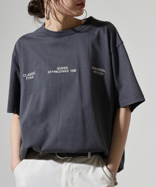 Guess（ゲス）の「GUESS SS CN TREATED FLOWER TEE Tシャツ（Tシャツ/カットソー・メンズ・チャコールグレー・S/M/L/XL）」の13枚目の写真