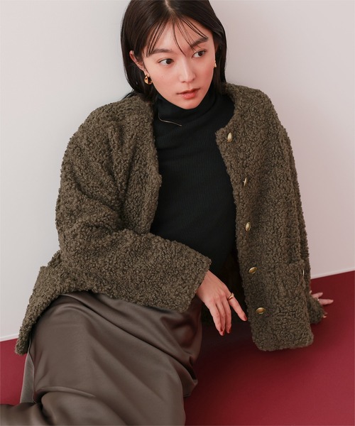 UR'S（ユアーズ）の「ボアノーカラーゴールド釦ジャケット（ノーカラージャケット・レディース・ブラウン/ライトベージュ/ブラック・L/M/S）」の8枚目の写真